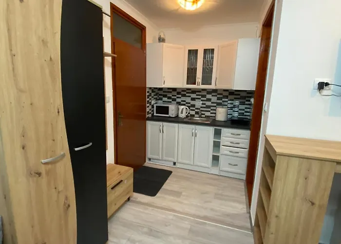 Krcmarica 10 * Divčibare