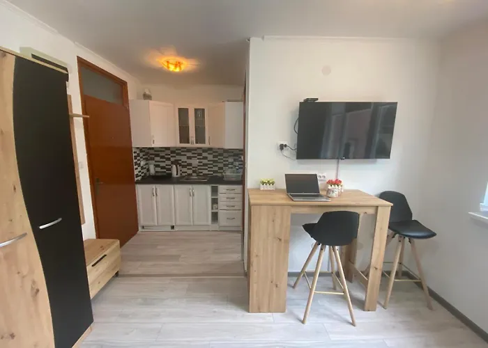 Apartment Krcmarica 10 *